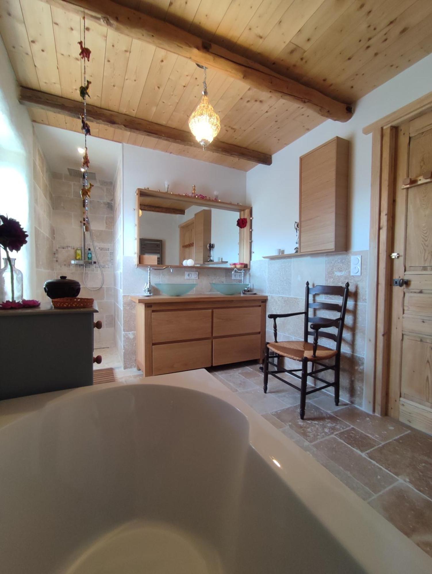 Chambre Atypique 2 Pers 200M Du Lac 생조리오즈 외부 사진